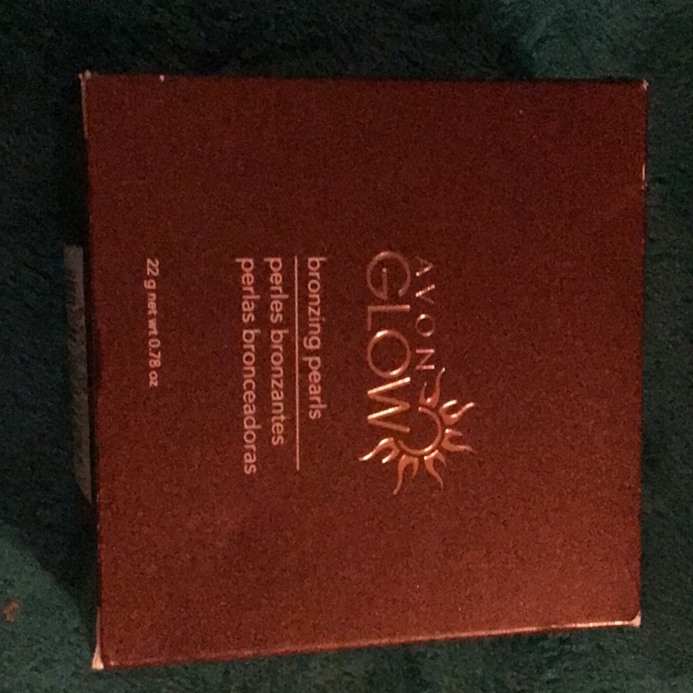 Avon glow bronzing perals .78 oz new sunkissed Color new